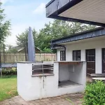 4 Star Holiday Home In Vaeggerlose *