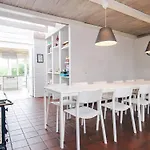 4 Star Holiday Home In Vaeggerlose Holiday home *