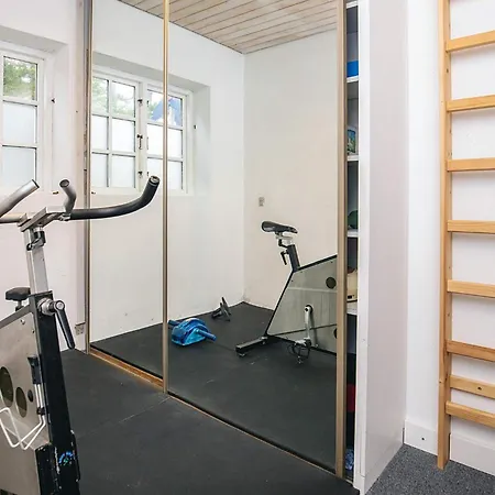 Prázdninový dům 16 Person In Vaeggerlose *