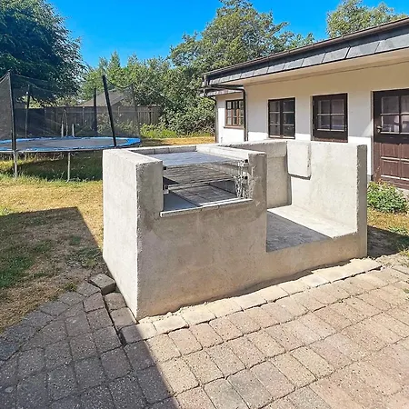 Prázdninový dům 16 Person In Vaeggerlose *