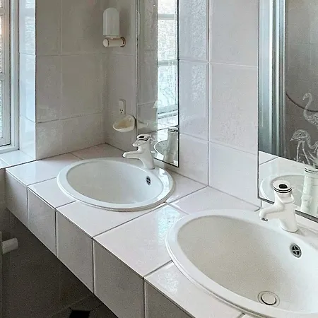 Prázdninový dům 16 Person In Vaeggerlose *